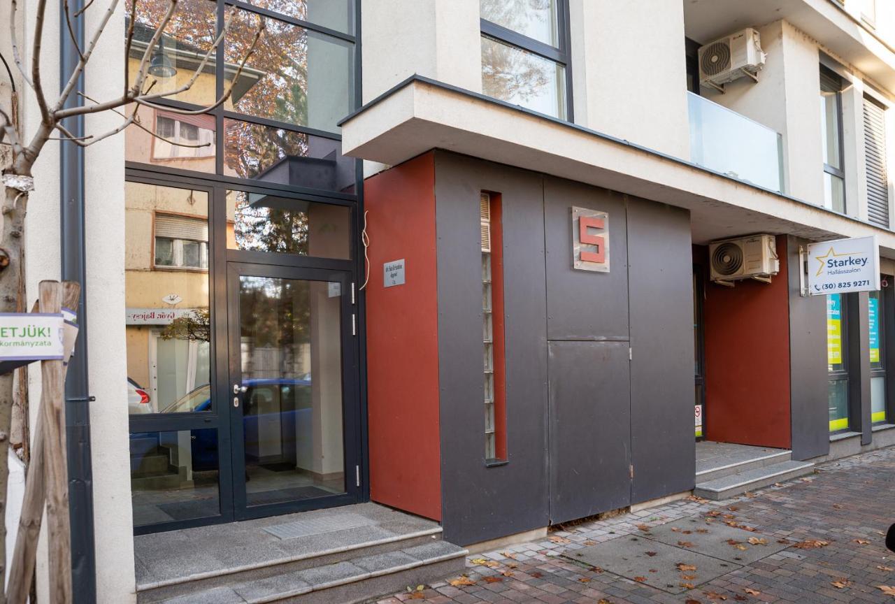 Dream Apartman 1 With Free Parking Дьёр Экстерьер фото